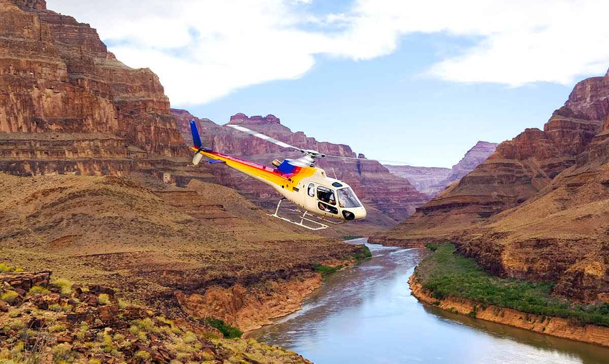 美国亚利桑那州大峡谷直升机之旅